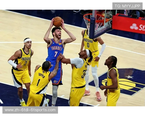 有哪些篮球NBA图片反映了赛场上的精彩瞬间和激情